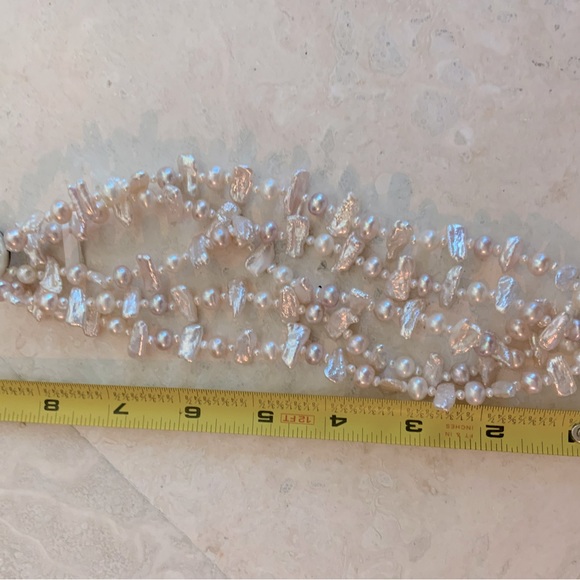 Stylish Freshwater Biwa & Round & Oval Pearl Bracelet - Picture 3 of 4